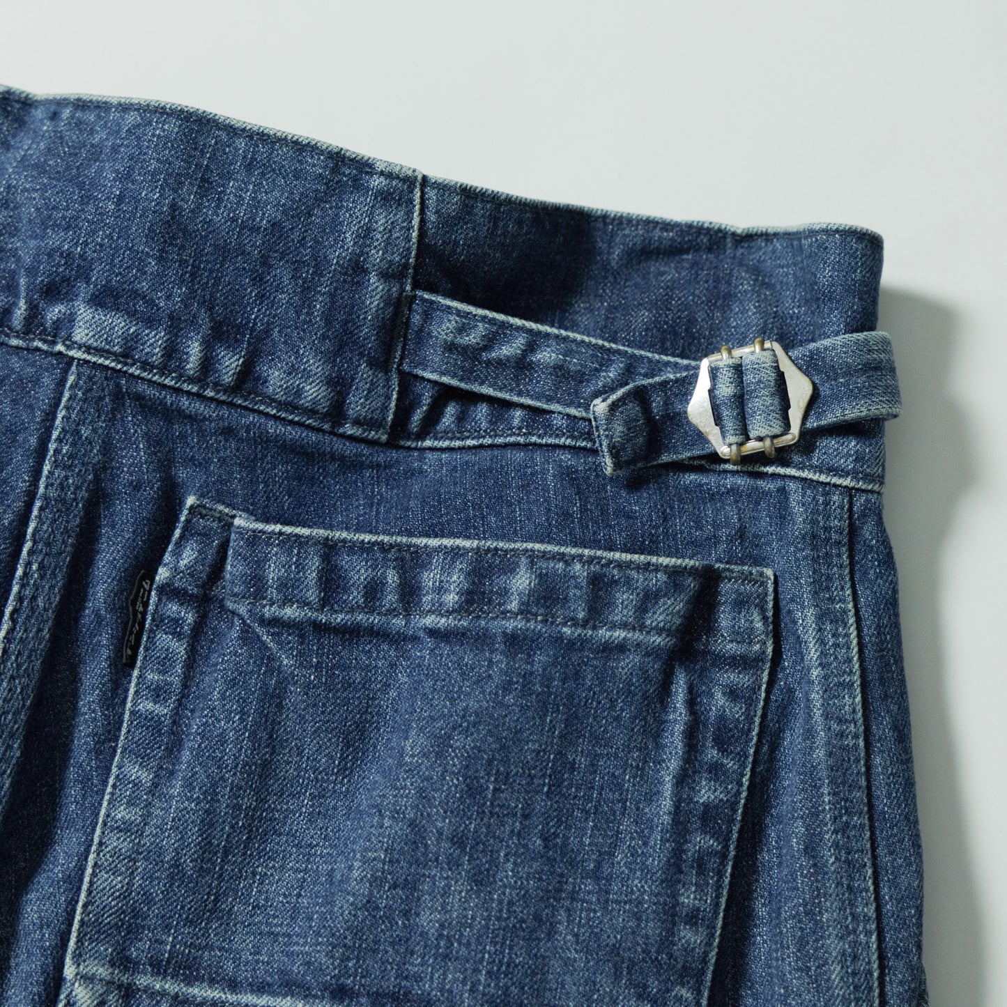 【64】ジャッカンワイドパンツ(ユーズド加工) (ウエスト39cm)